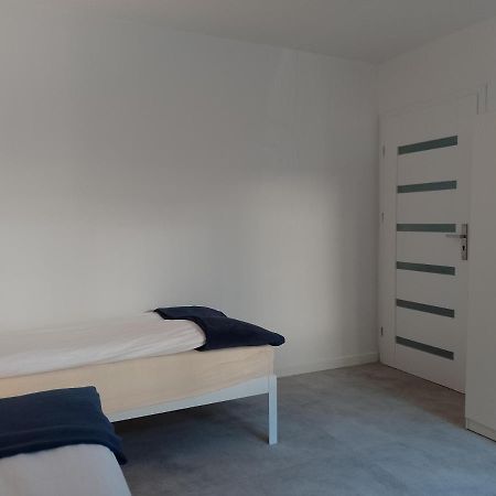 Guest House אוסטקה מראה חיצוני תמונה