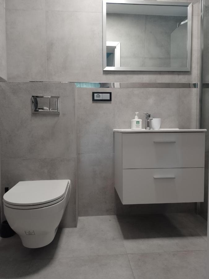 Guest House אוסטקה מראה חיצוני תמונה