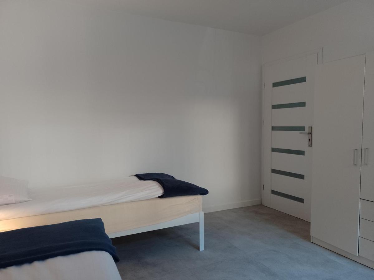 Guest House אוסטקה מראה חיצוני תמונה